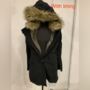 Aritzia community parka Women's Black Fur-Lined Hooded Coat (lining removable )